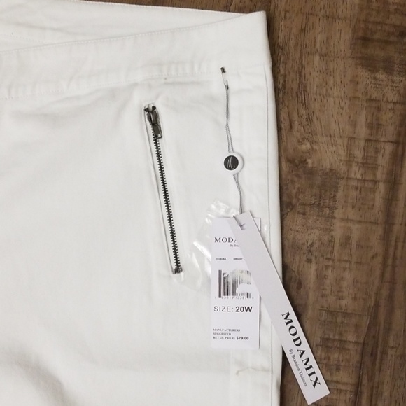 Modamix White Zip Pocket Bermuda Shorts Plus Size - Picture 2 of 5